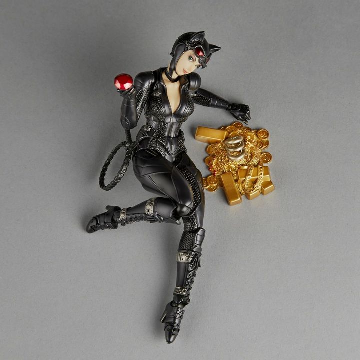 AY_Catwoman_DCArkhamKnight 003