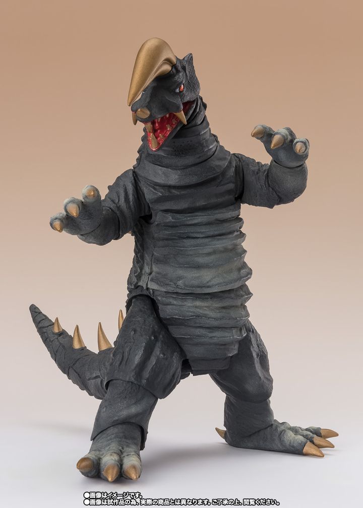 SHF_BlackKing_UltraStarShining_PB 002