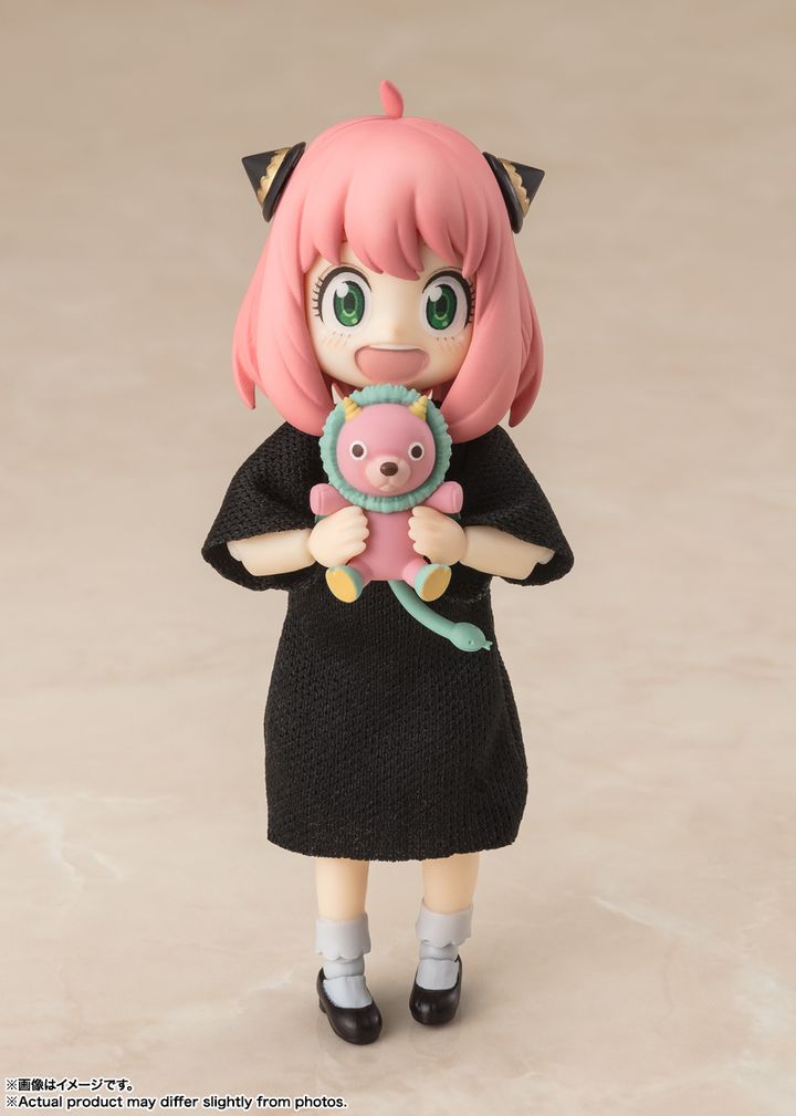 SHF_AnyaForger_CasualAttire_SPYxFAMILY 001