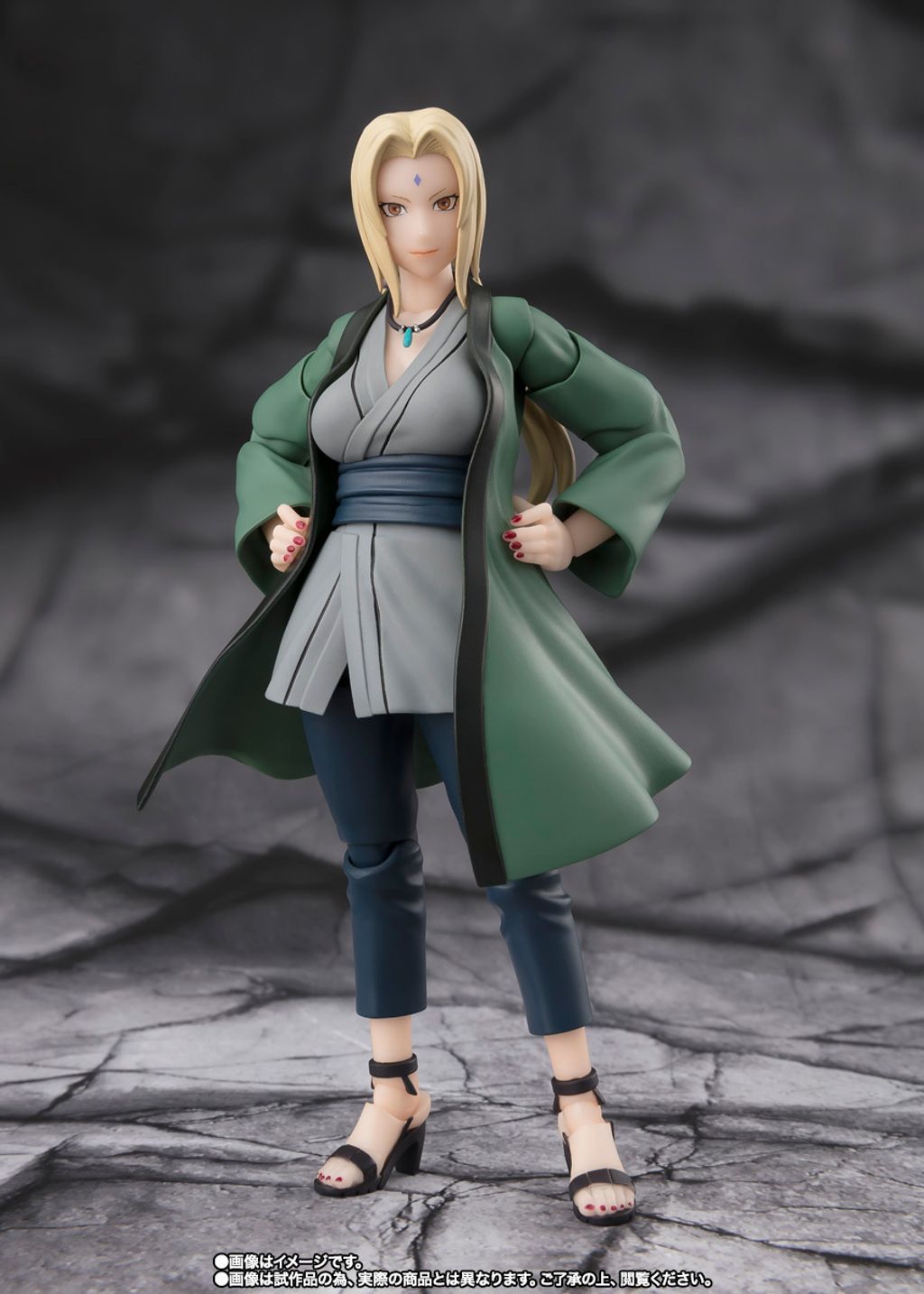 SHF_Tsunade_LegendaryMedicalNinja_NARUTOShippuden_PB 002