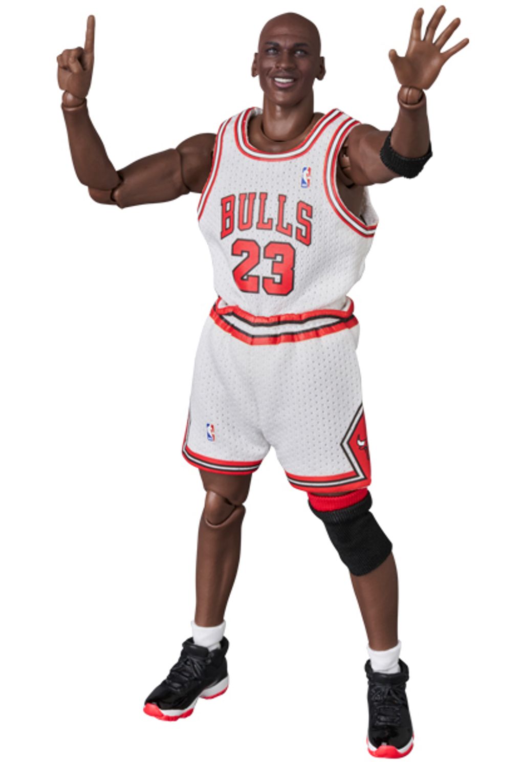 MAFEX255_MichaelJordan_ChicagoBullsHome 005