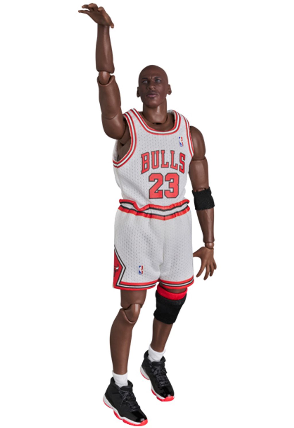 MAFEX255_MichaelJordan_ChicagoBullsHome 010