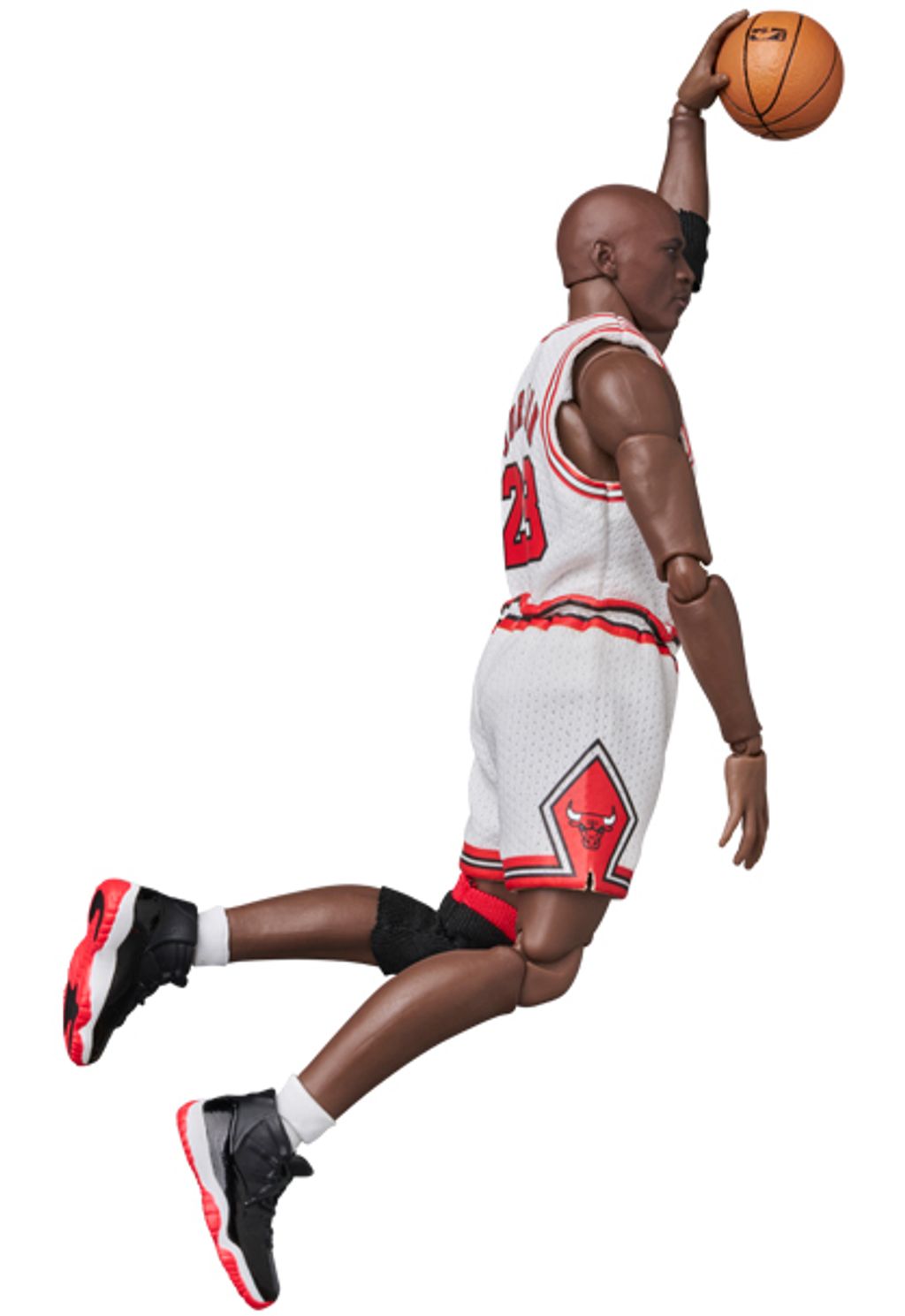 MAFEX255_MichaelJordan_ChicagoBullsHome 009
