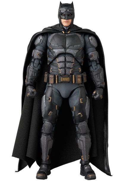 MAFEX272_BatmanTacticalSuit_ZSJL 002