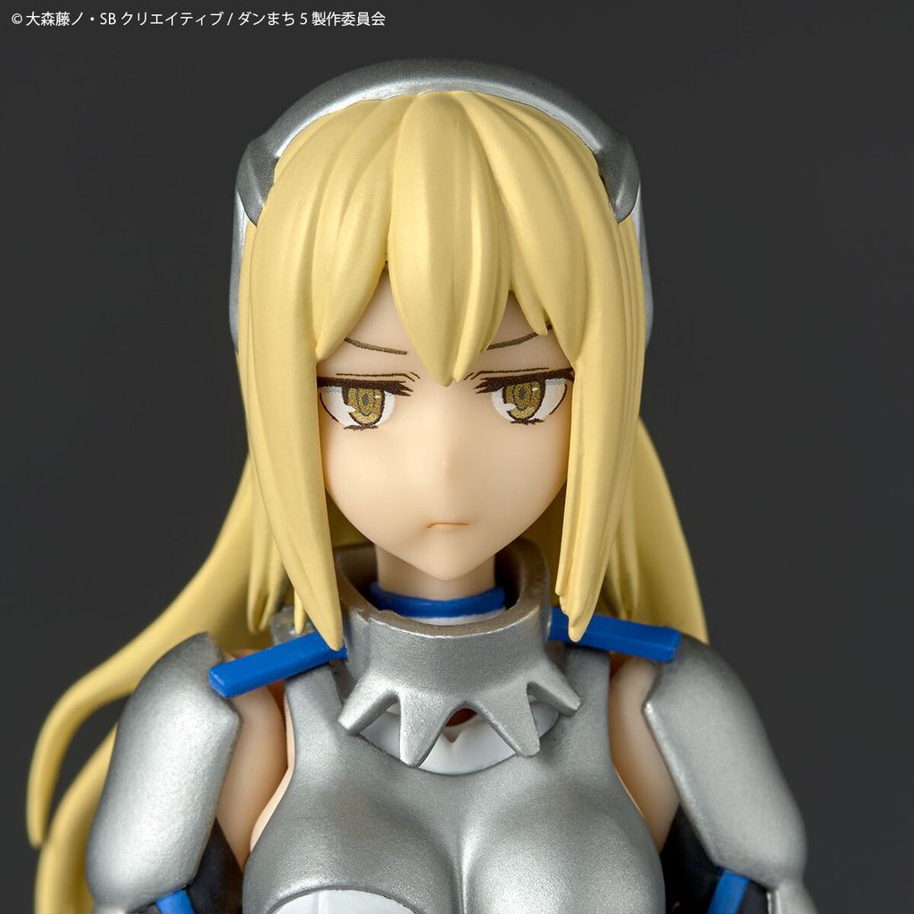 REVO_AisWallenstein_DanMachi 013