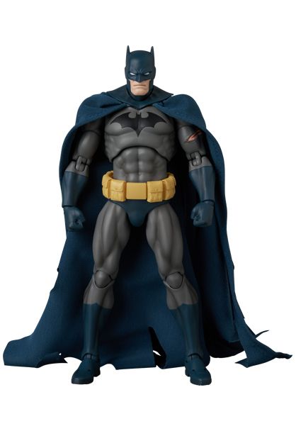 MAFEX295_Batman_Damage_HUSH 002