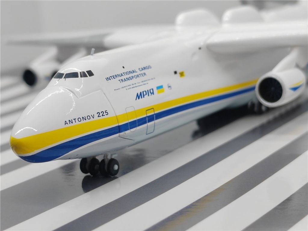 E3798B94-42A4-4570-953F-AA535793C5CF