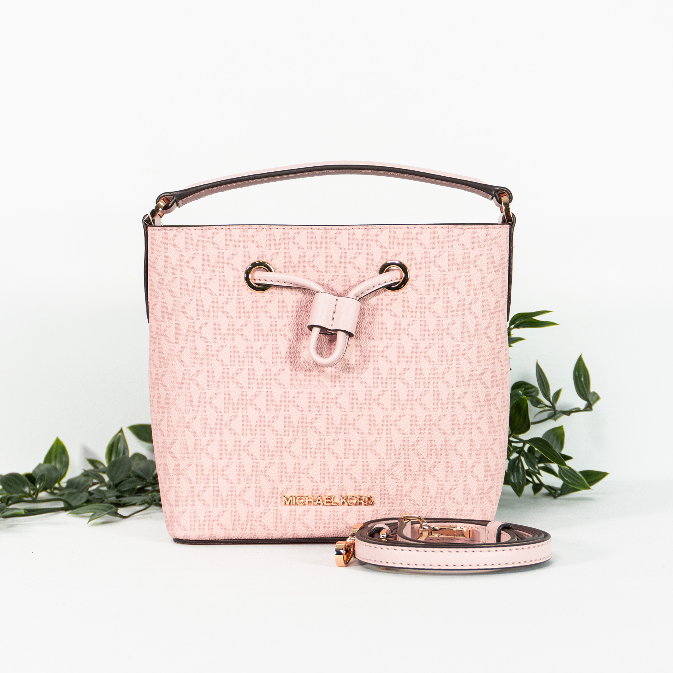 Michael Kors Suri Small Bucket Shoulder Bag (Blush Multi): Handbags:  .com