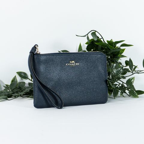 COACH Crossgrain Leather Corner Zip Wristlet in Midnight 2