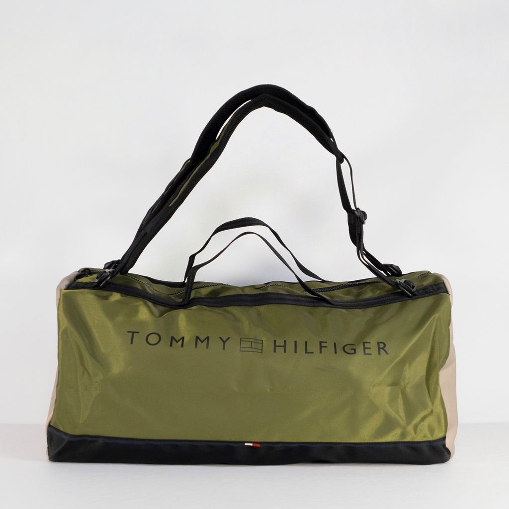 TOMMY_HILFIGER_Urban_Essential_Barrel_Bag_in_Mentor_Green_side_2