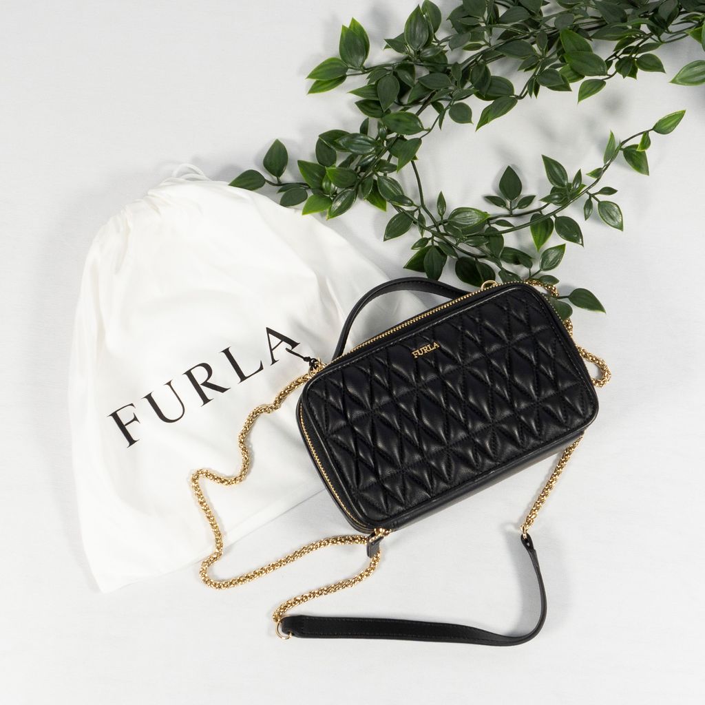 FURLA Cometa Crossbody in Nero_top