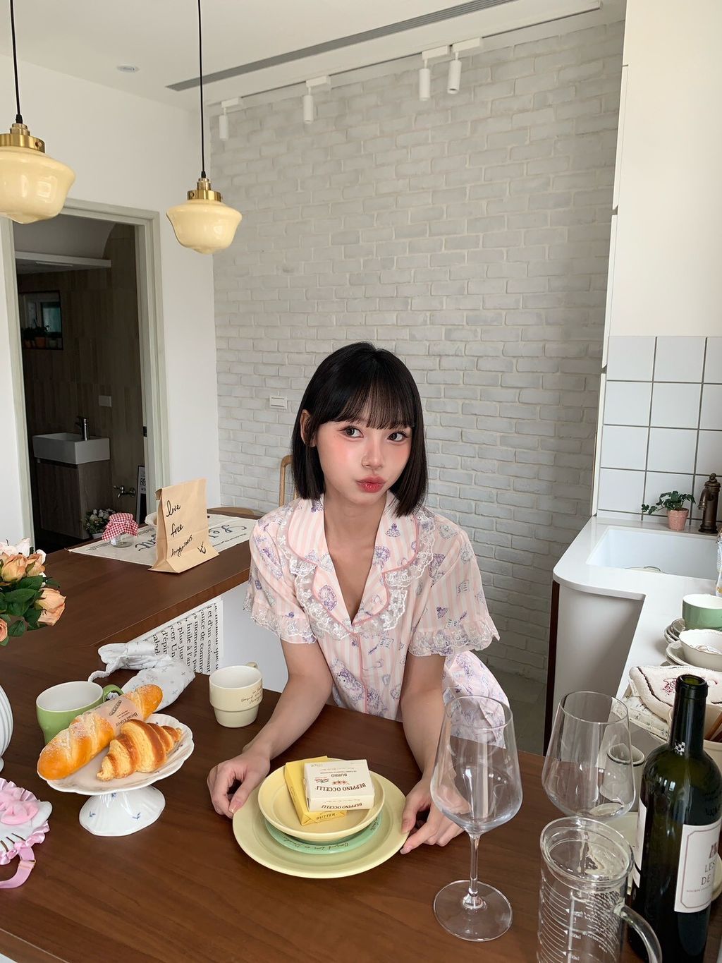 LINE_ALBUM_D02🫰🏻🫰🏻_260406_16