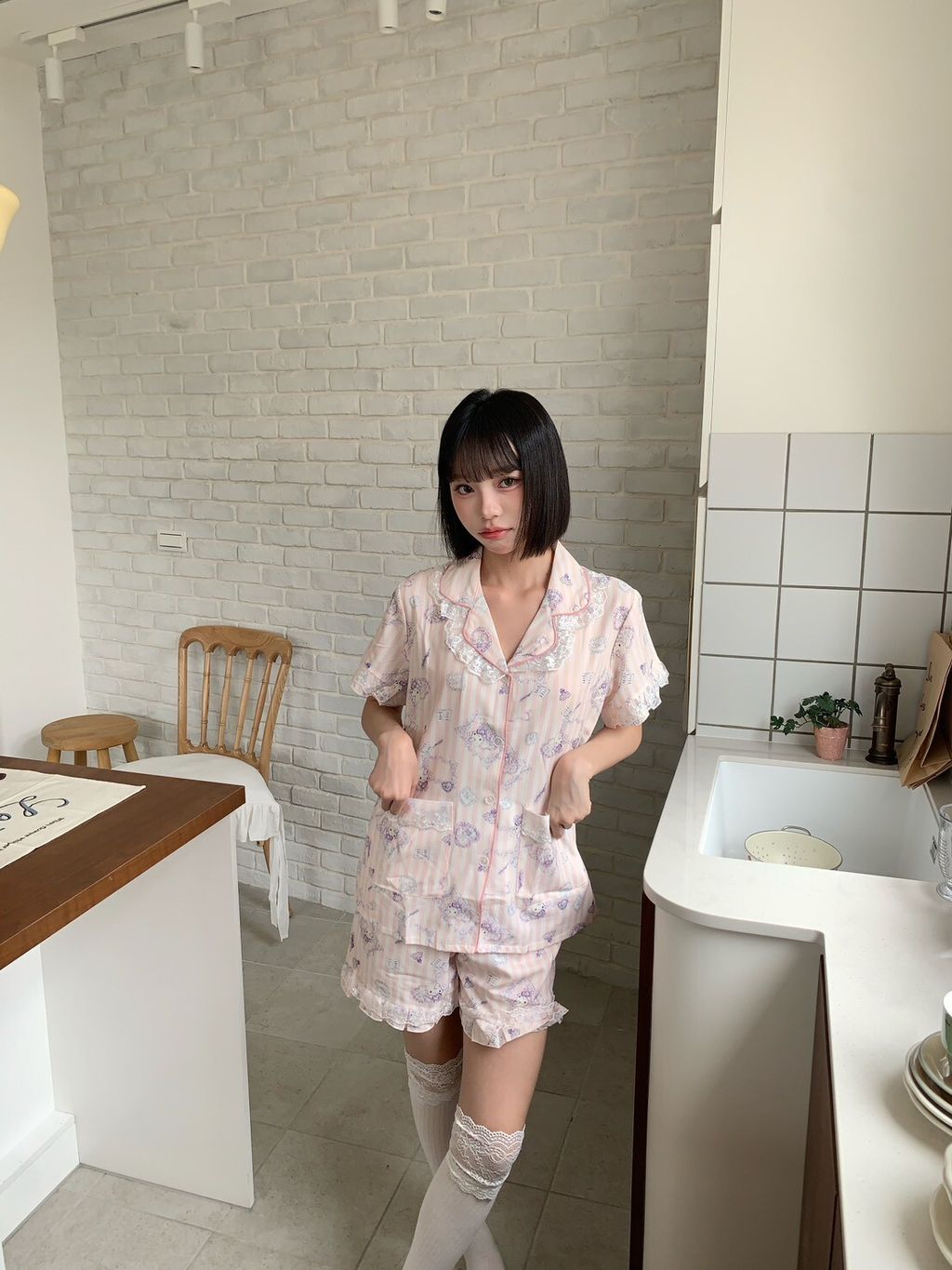 LINE_ALBUM_D02🫰🏻🫰🏻_260406_12