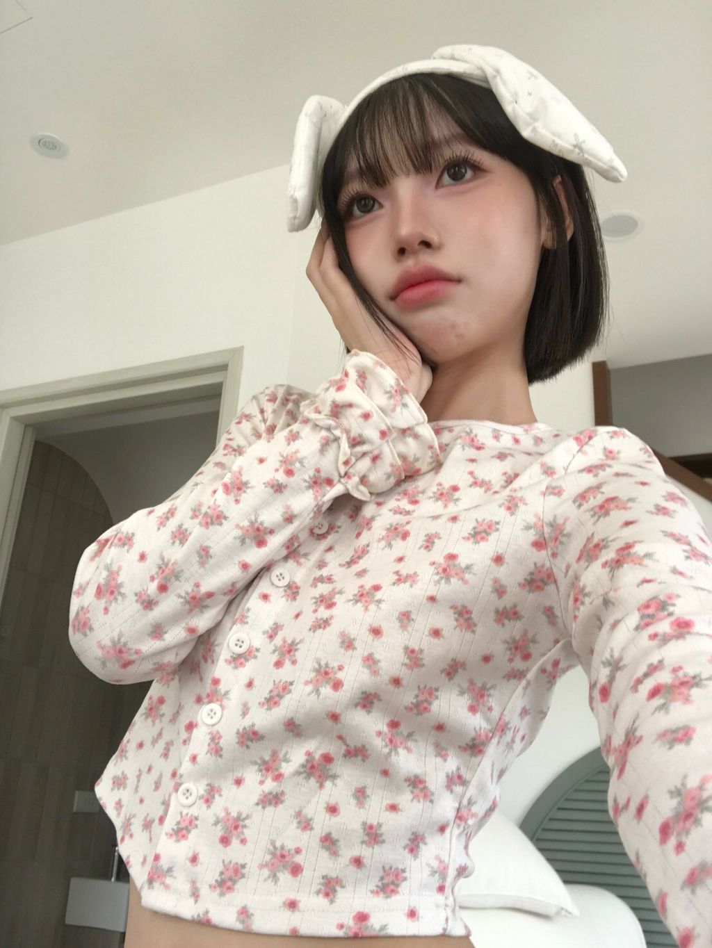 LINE_ALBUM_D08🫰🏻🫰🏻_260406_30