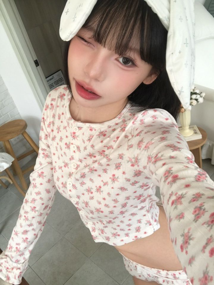 LINE_ALBUM_D08🫰🏻🫰🏻_260406_29