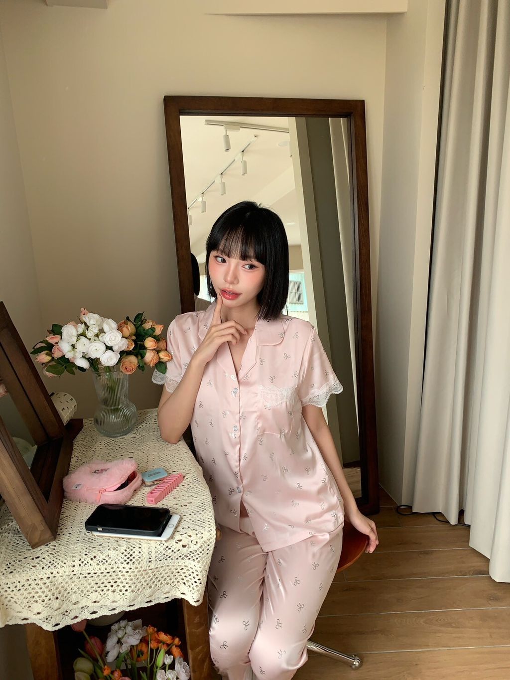 LINE_ALBUM_D11🫰🏻🫰🏻_260406_30