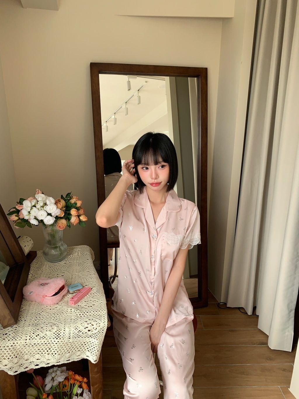 LINE_ALBUM_D11🫰🏻🫰🏻_260406_31