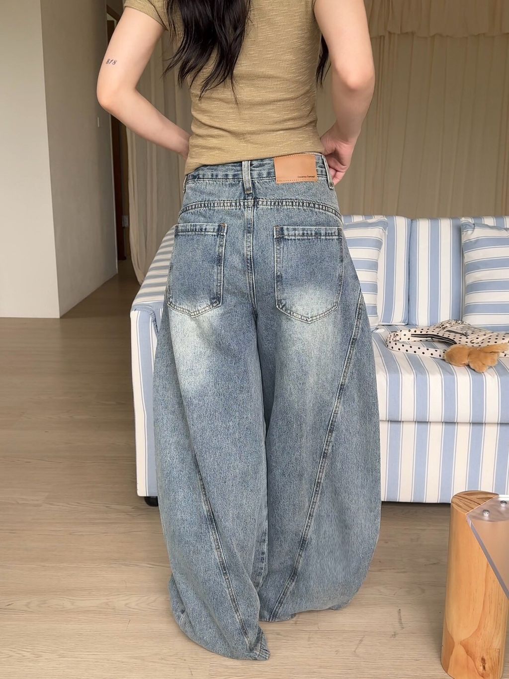 LINE_ALBUM_B01_260413_1