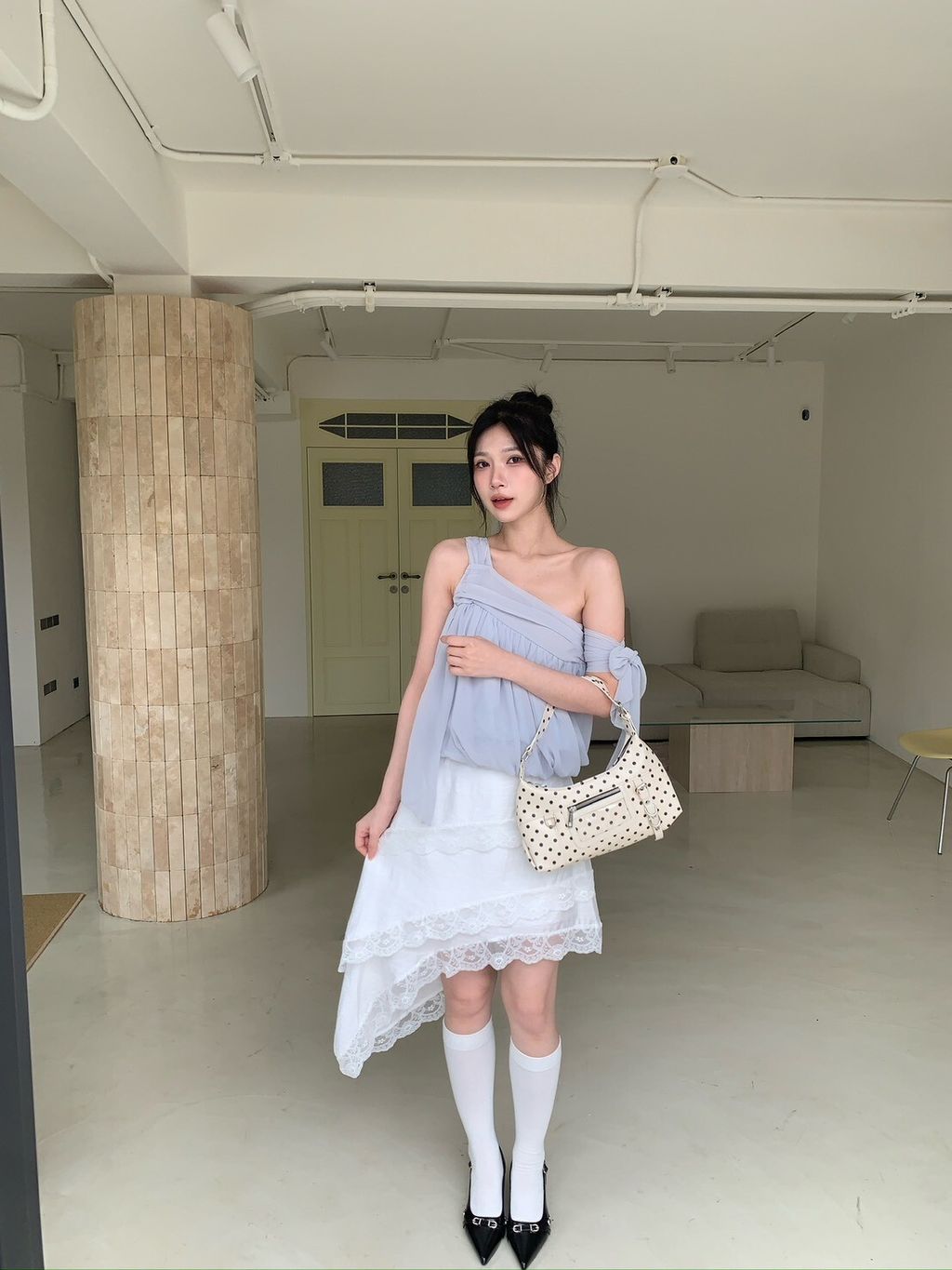 LINE_ALBUM_B02🤍🤍_260413_8