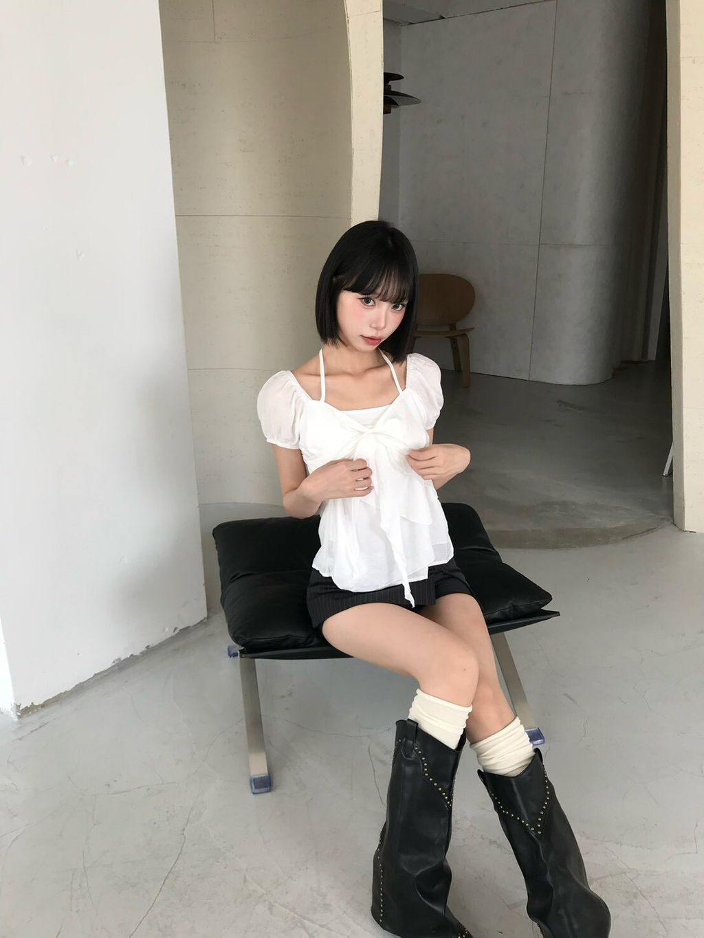 LINE_ALBUM_T09🗝️_260426_20