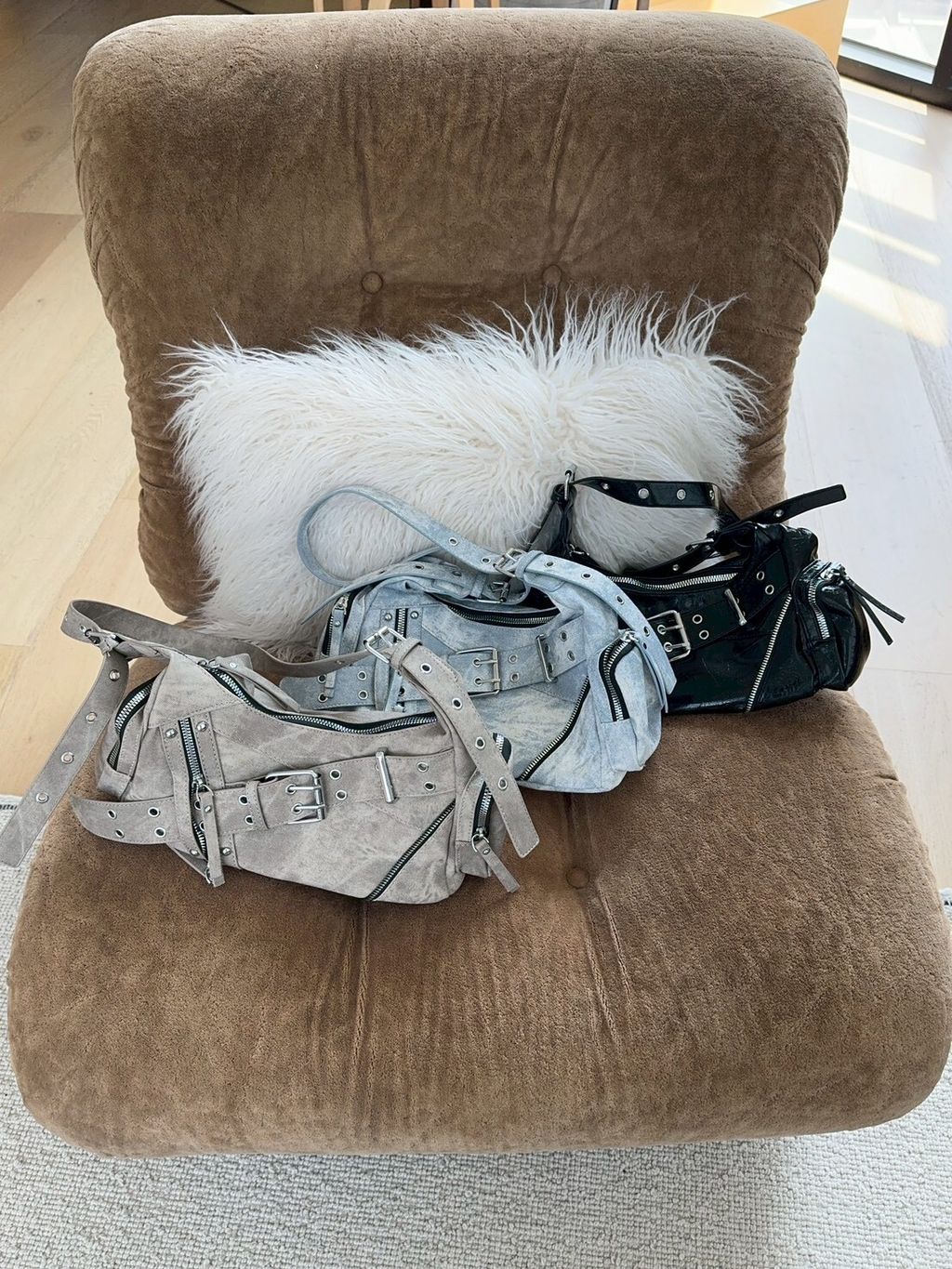 LINE_ALBUM_A01_260516_2