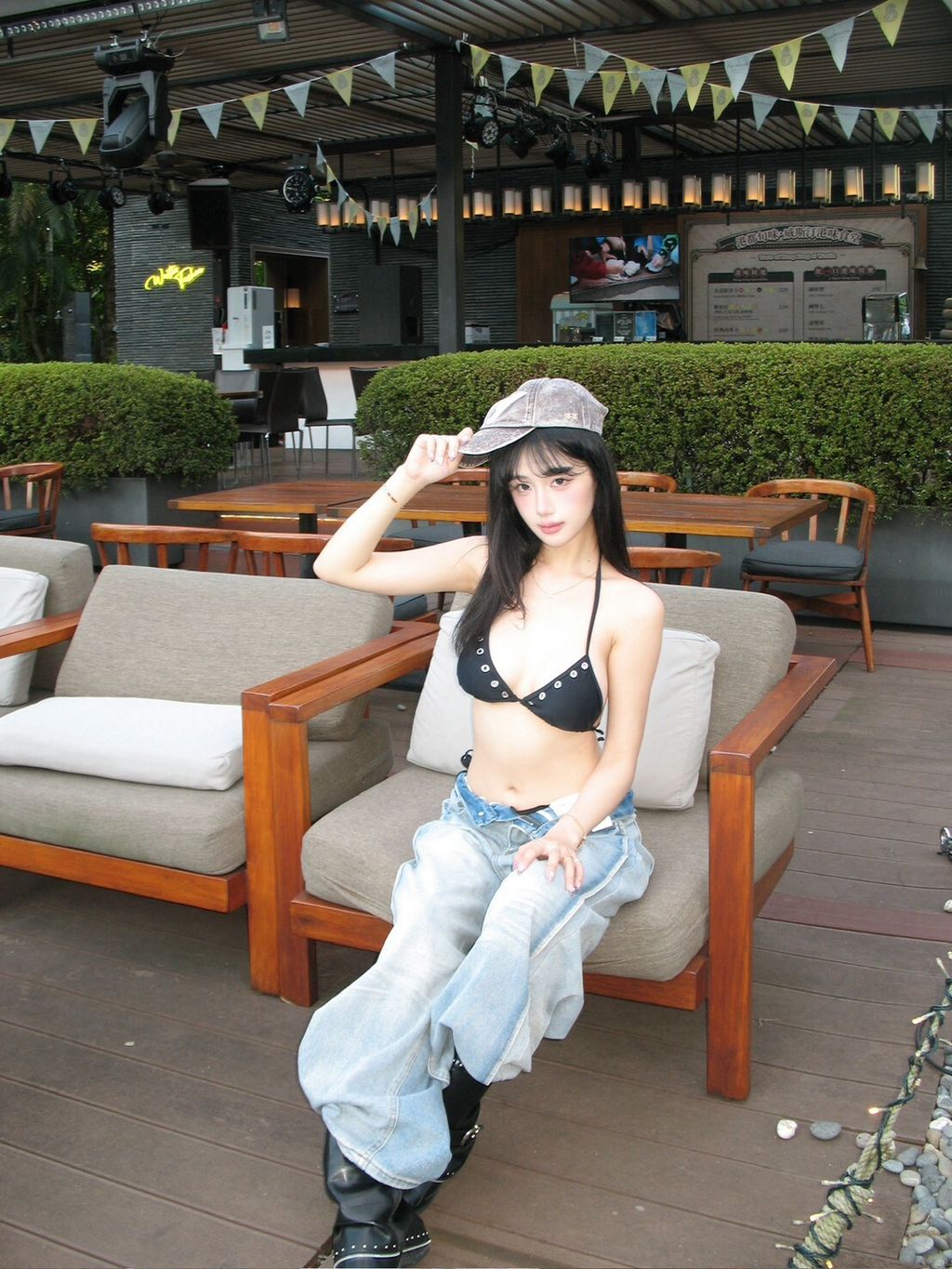 LINE_ALBUM_202661_260601_3