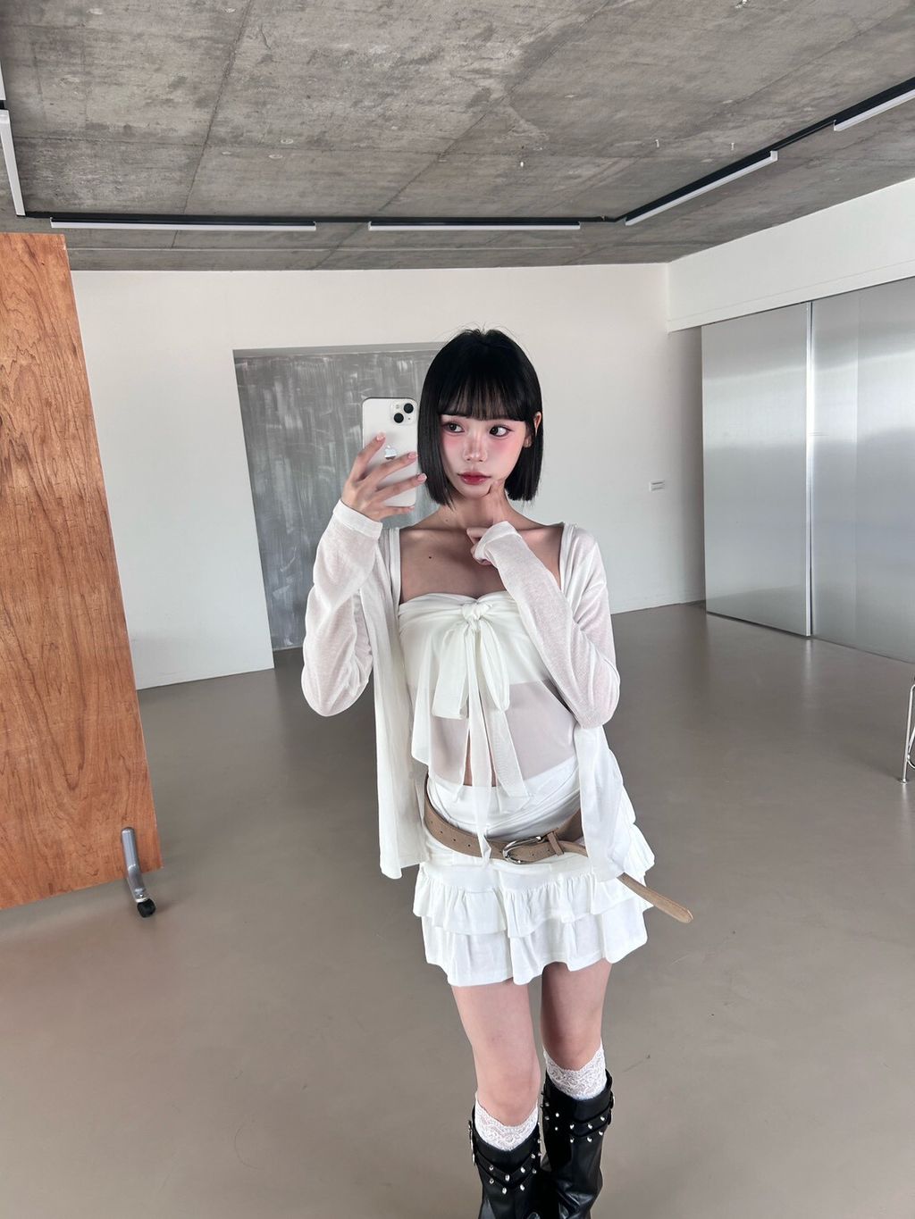 LINE_ALBUM_B02_260704_15