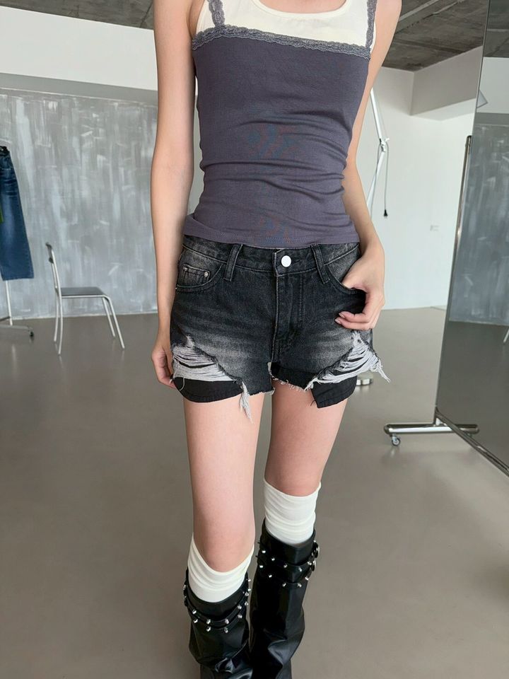 LINE_ALBUM_B04_260704_1