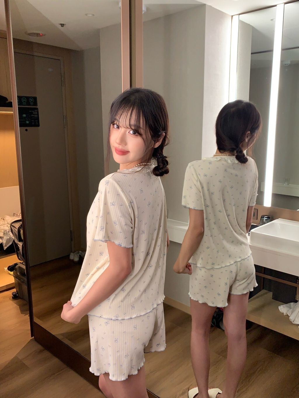 LINE_ALBUM_202585 _9_250805_12