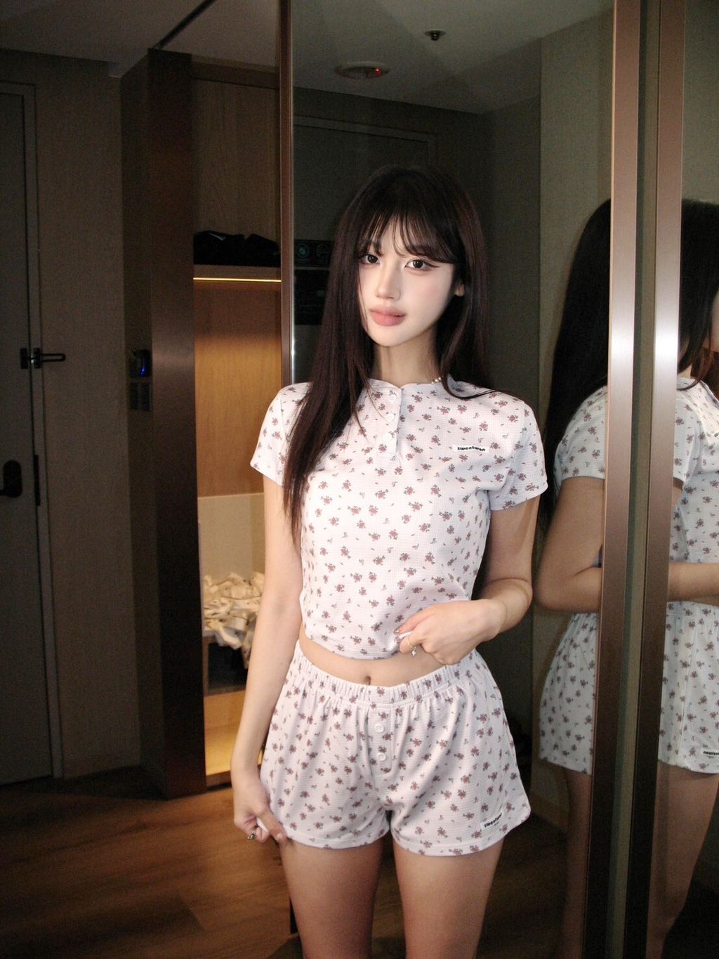LINE_ALBUM_202585 _7_250805_5