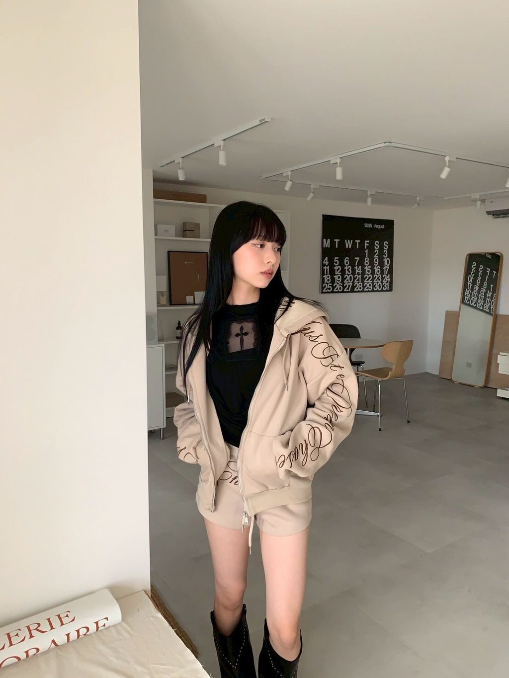 LINE_ALBUM_J01_250817_21