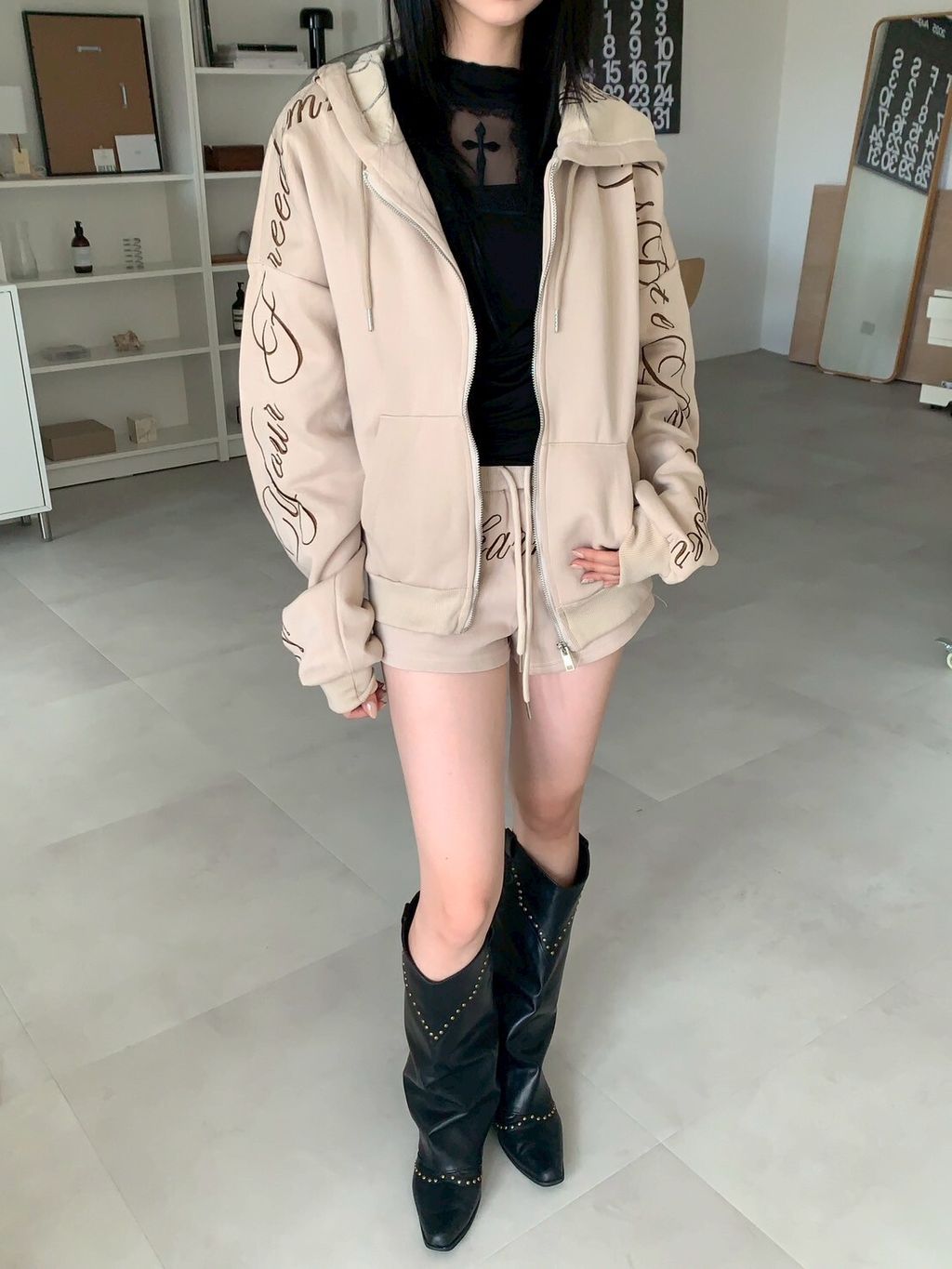 LINE_ALBUM_J01_250817_11