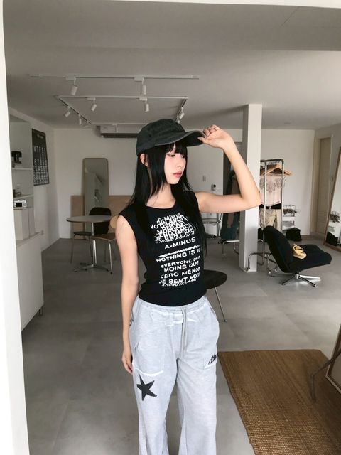 LINE_ALBUM_T18_250817_8