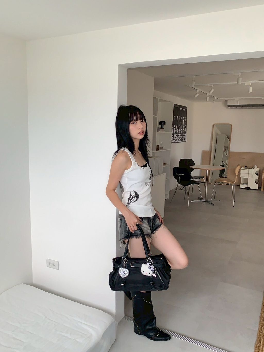 LINE_ALBUM_T05_250817_23