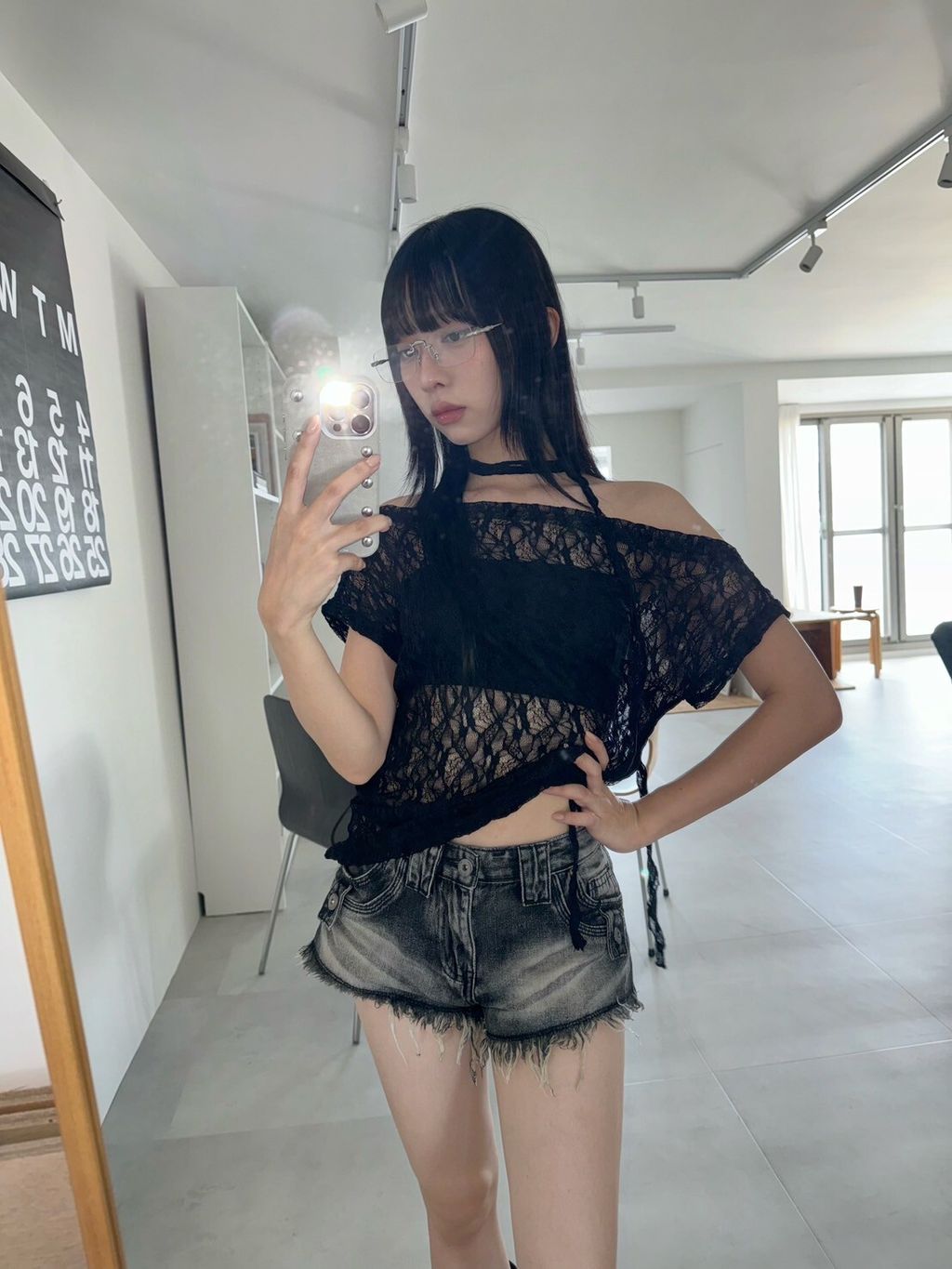 LINE_ALBUM_B01_250817_1