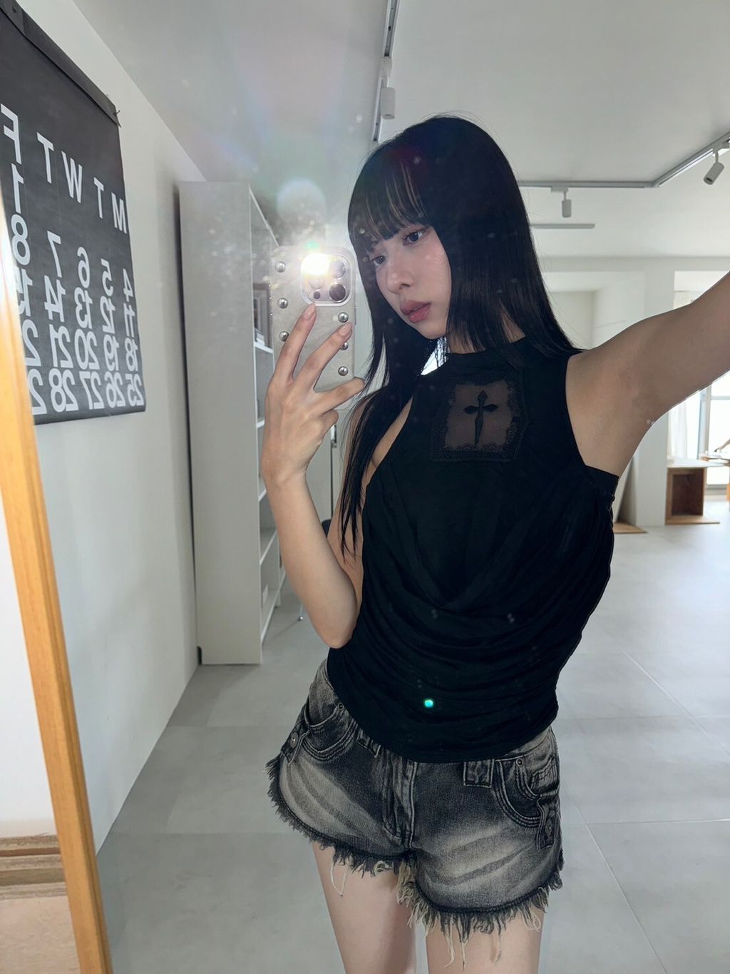 LINE_ALBUM_B01_250817_2