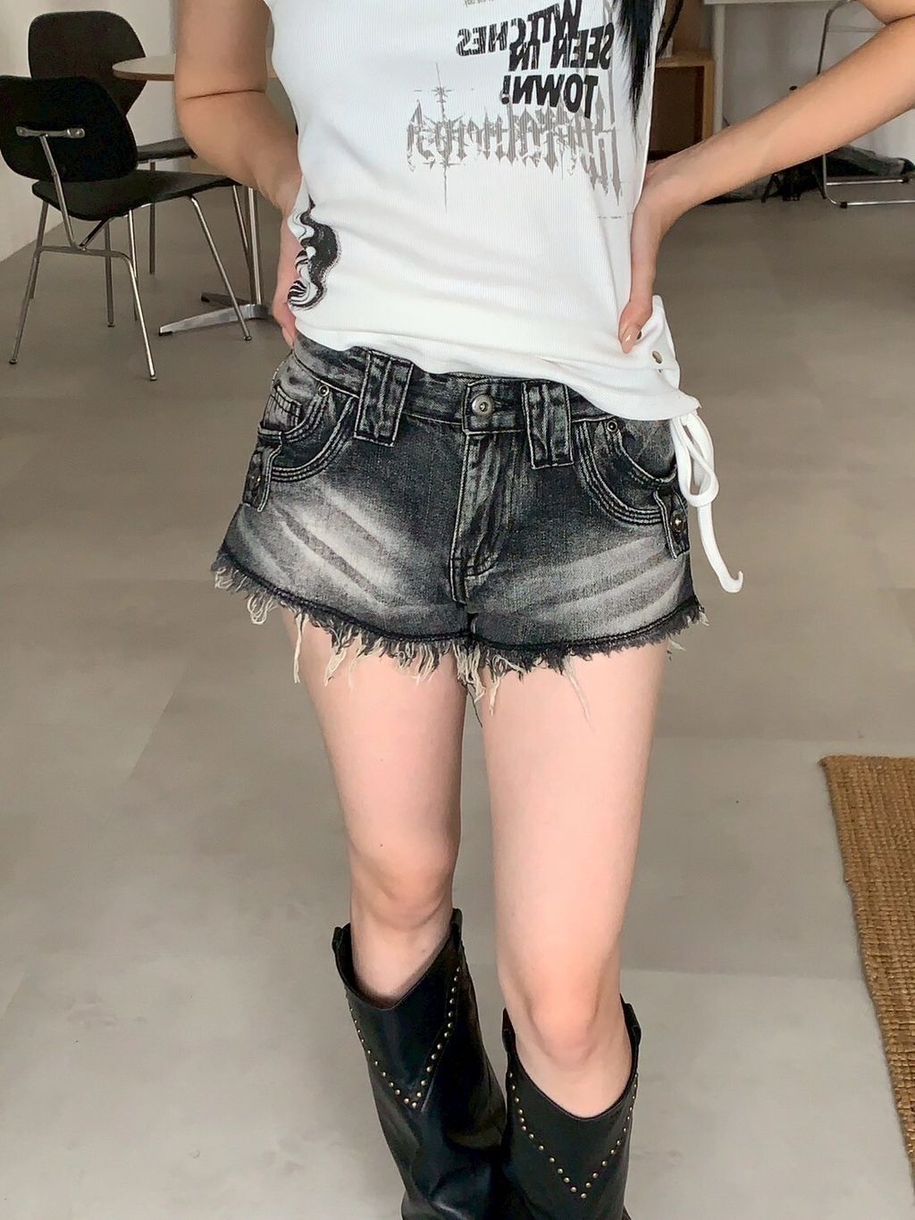 LINE_ALBUM_B01_250817_21