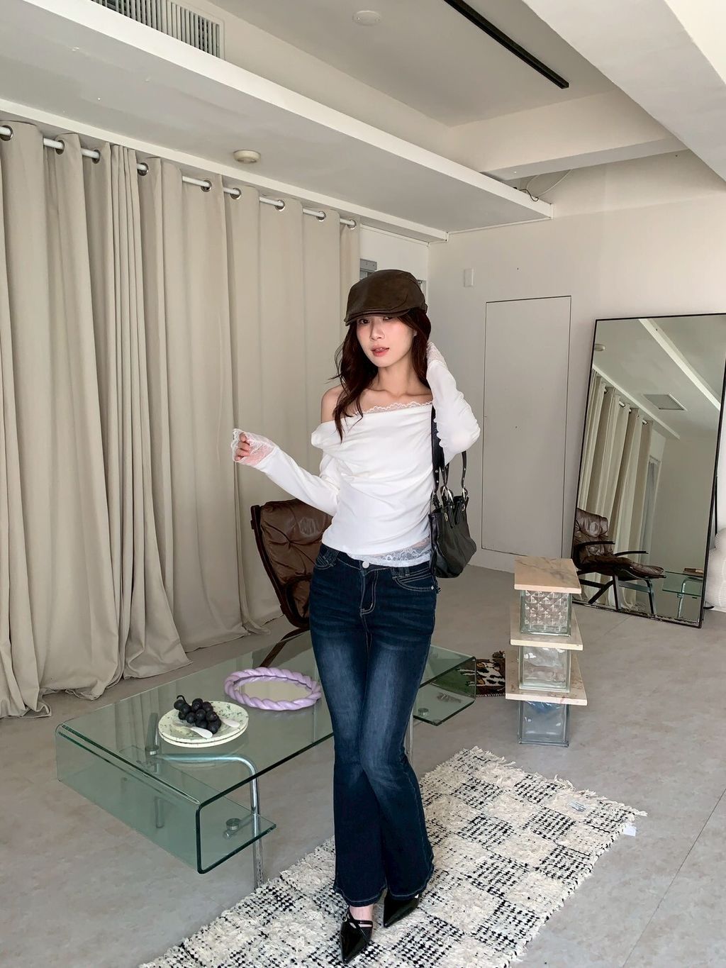 LINE_ALBUM_B01紙片人豐胯神器喇叭褲_251001_9