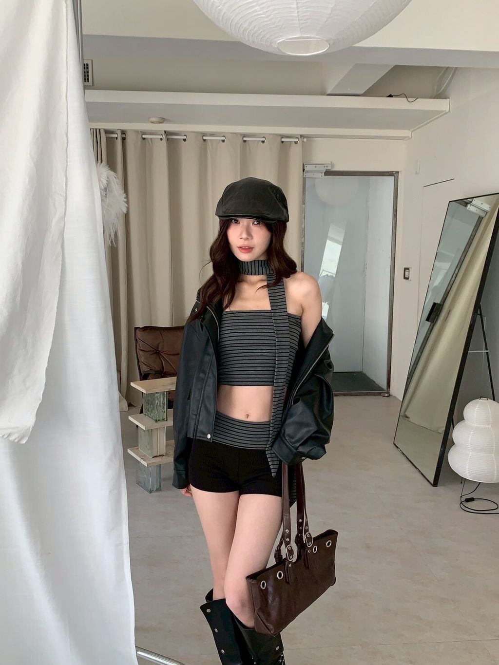 LINE_ALBUM_D02繞脖撞色條紋套裝set_251002_1