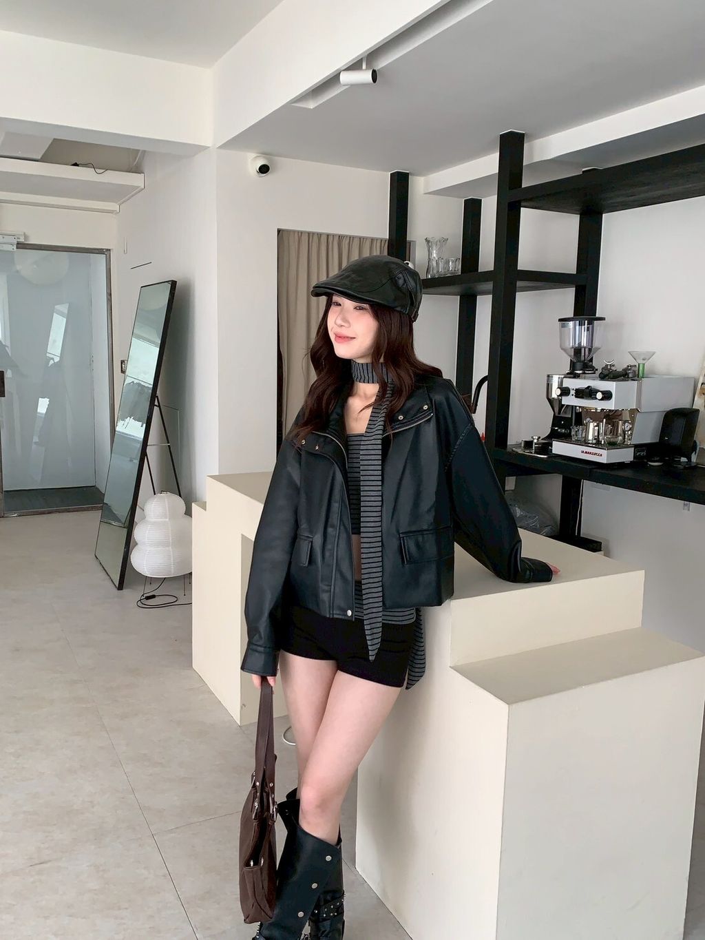 LINE_ALBUM_D02繞脖撞色條紋套裝set_251002_13
