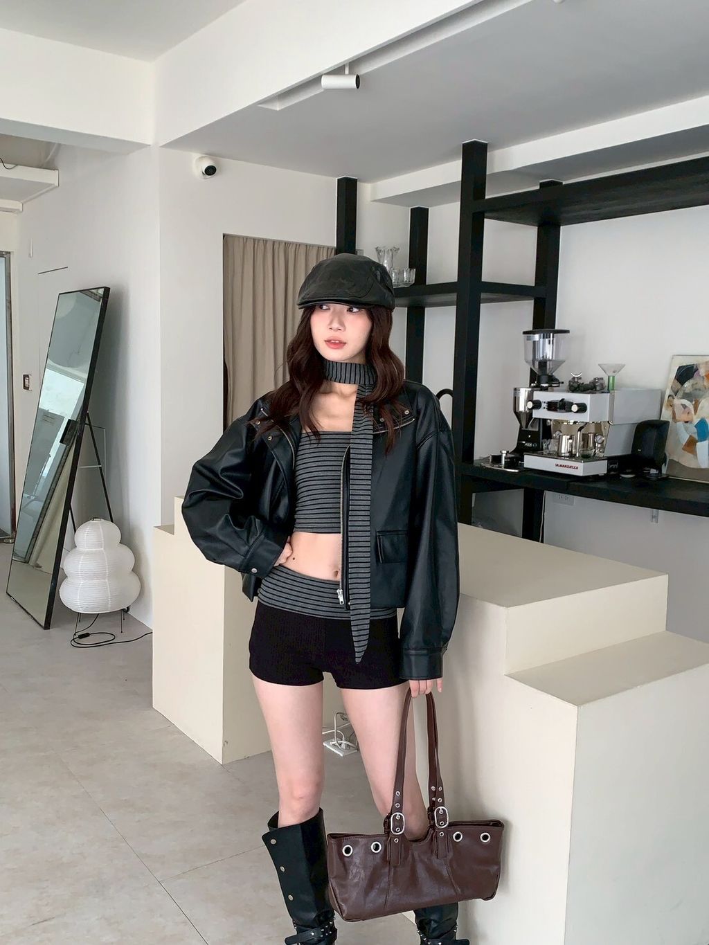 LINE_ALBUM_D02繞脖撞色條紋套裝set_251002_10