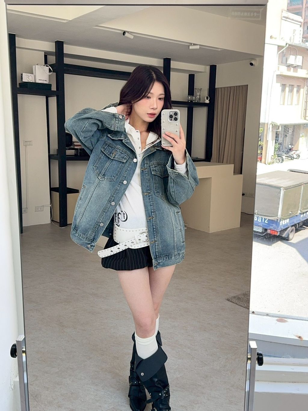 LINE_ALBUM_J04美式寬版廓形牛仔外套_251002_19