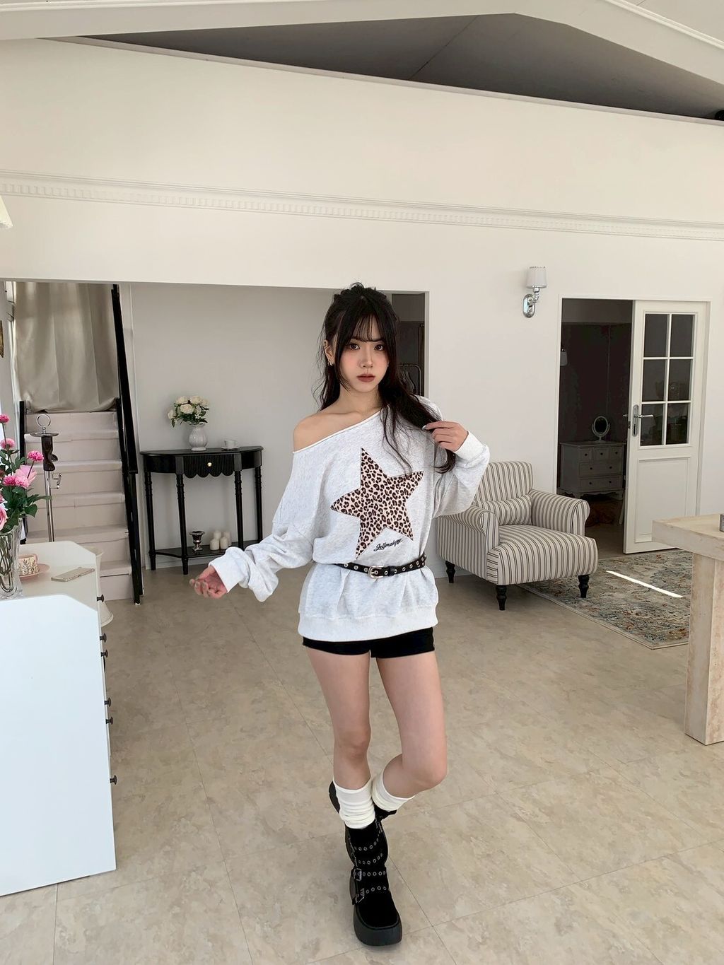 LINE_ALBUM_A01_251116_23