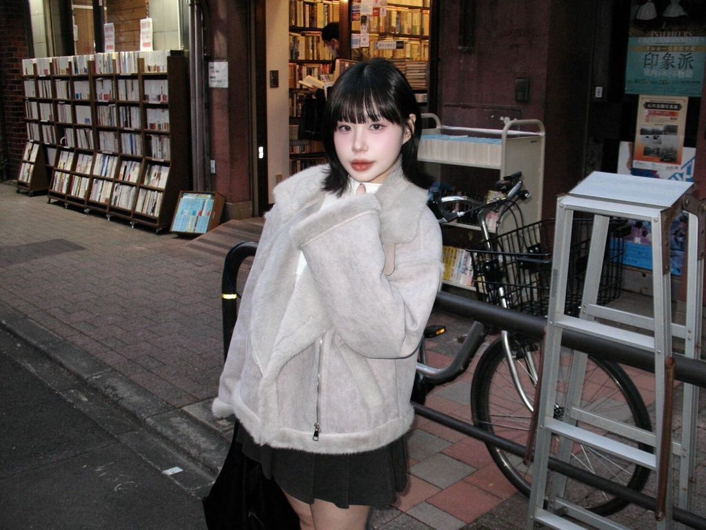 LINE_ALBUM_J01💘💘_251206_13