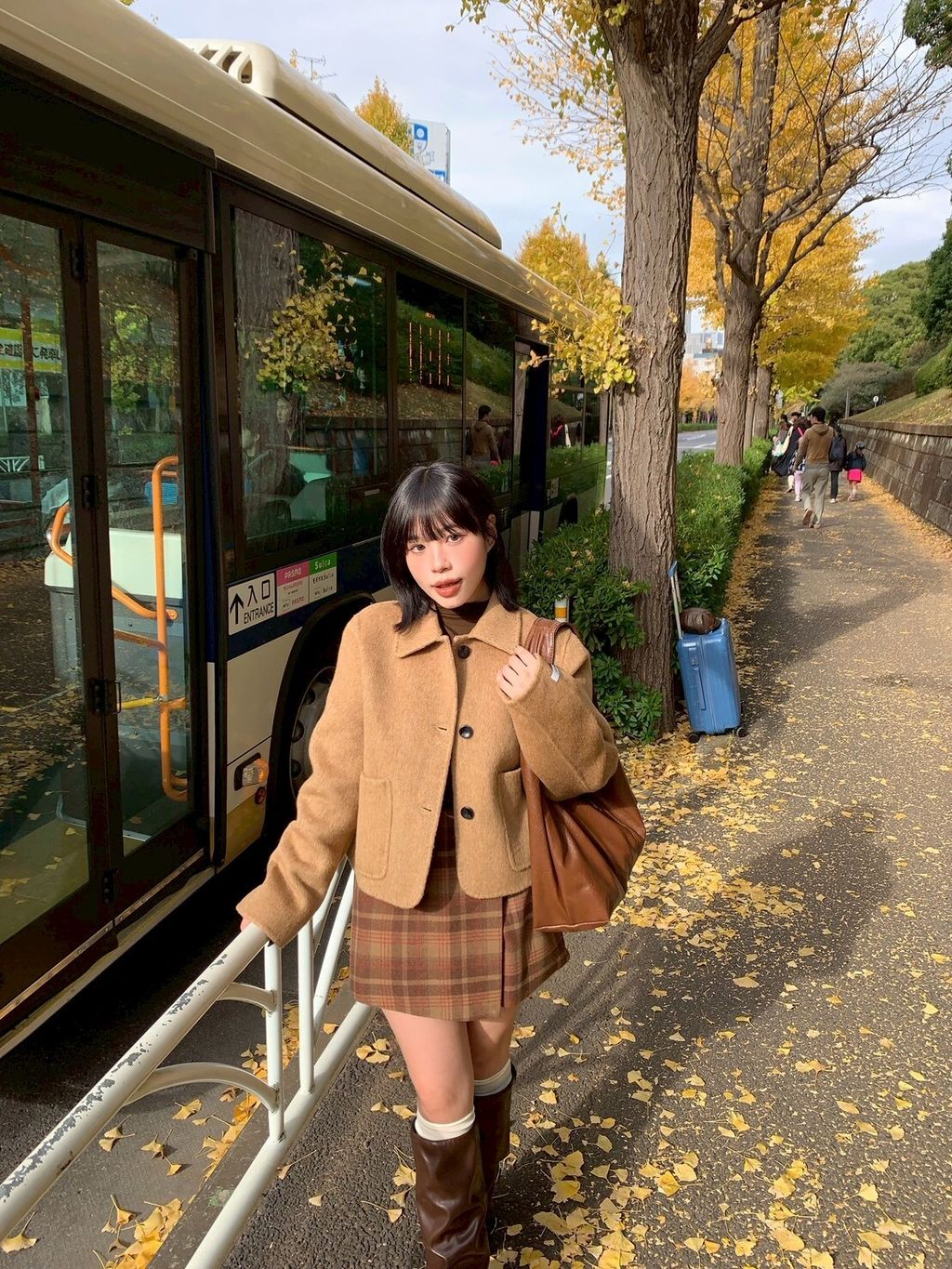 LINE_ALBUM_B03_251206_2