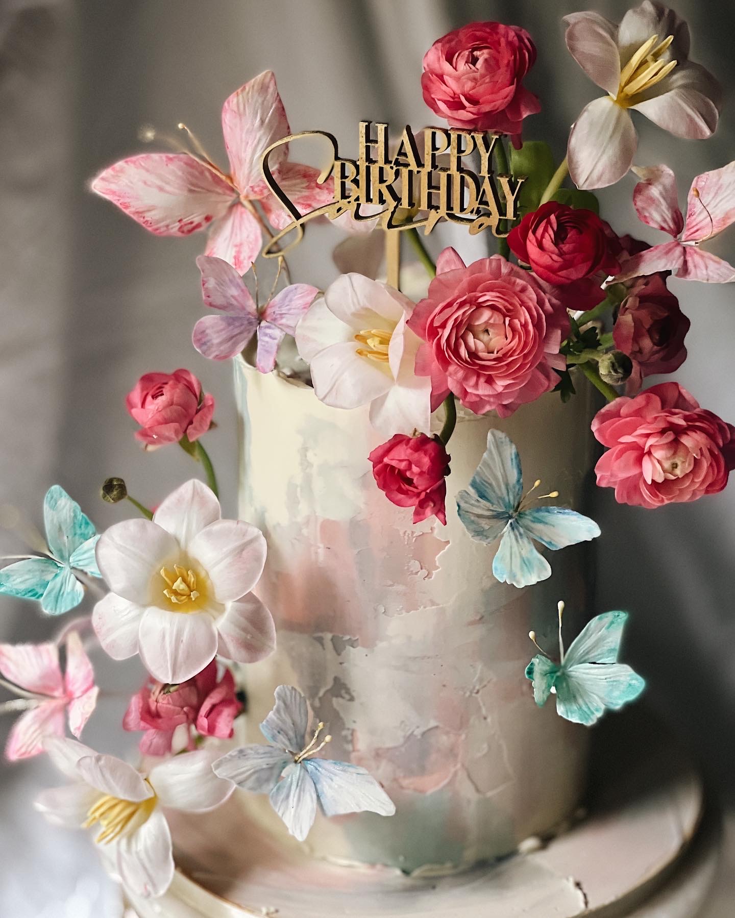 Birthday Cake With Roses in Slidell, LA | Weathers Flower Market