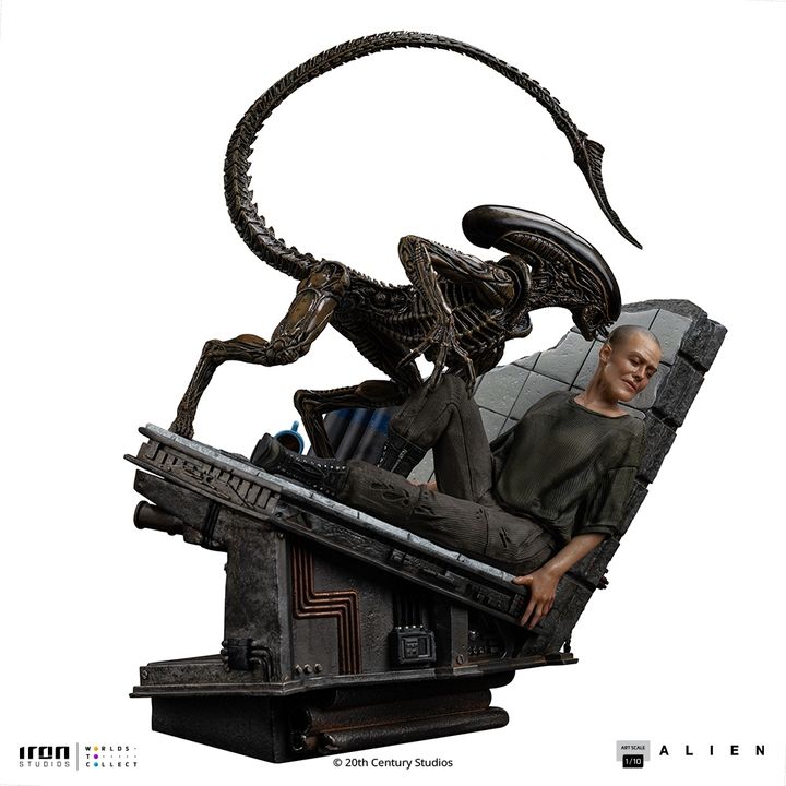 IRON STUDIOS Ellen Ripley and Dog Alien - Alien 3 - Art Scale 1/10