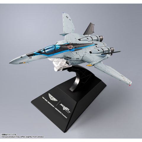 BANDAI TAMASHII NATIONS DX CHOGOKIN VF-25 MESSIAH VALKYRIE TOPGUN Ver. (Paramount Ser)
