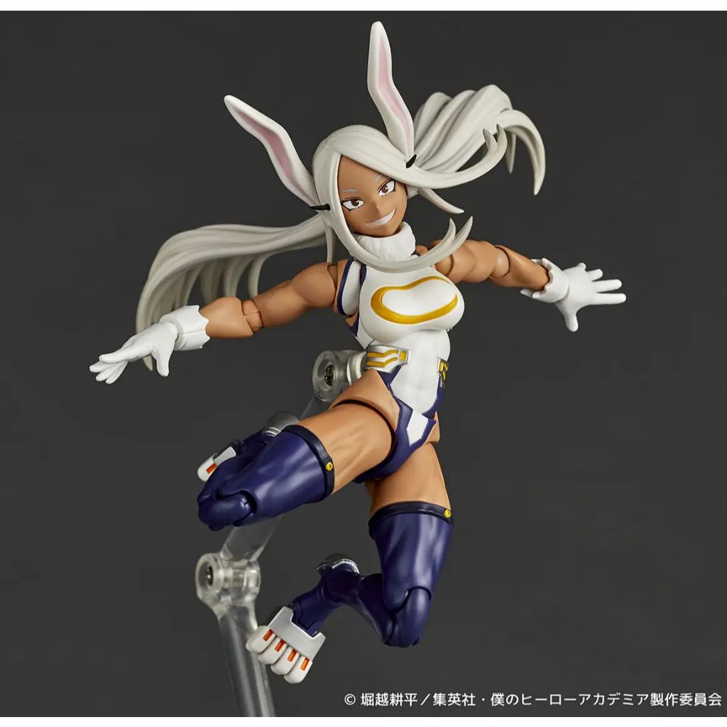 my-11134207-820la-mnbgygl3318hed