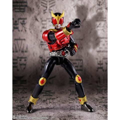 BANDAI TAMASHII SOUCHAKU HENSHIN MASKED RIDER KUUGA MIGHTY FORM